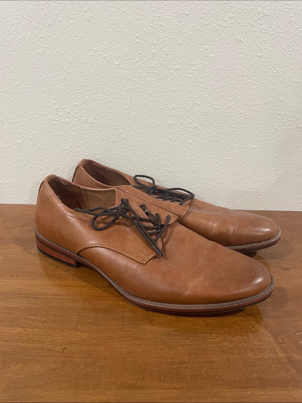 Men’s dress shoes